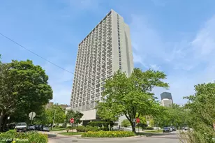 5100 N Marine Dr, Chicago, IL 60640 - Photo 1