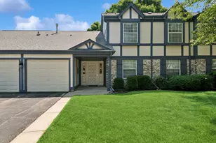 31 Waterbury Ln, Schaumburg, IL 60193 - Photo 1