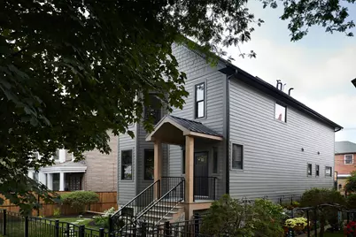 2106 N Campbell Avenue, Chicago, IL 60647 - Photo 1