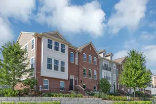 7 Bethel Ln, Schaumburg, IL 60194 - Photo 1