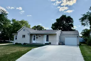 2503 Main St, Peru, IL 61354 - Photo 1