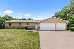 3993 Courtland Terrace, Rockford, IL 61109 - Photo 1