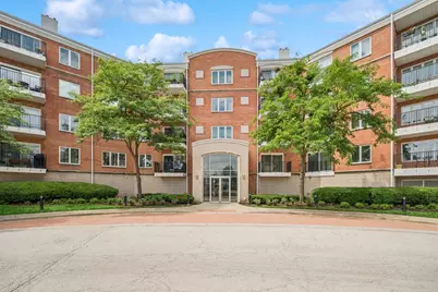 451 Town Place Circle #308, Buffalo Grove, IL 60089 - Photo 1