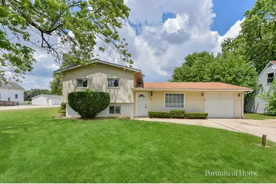 450 E Briarcliff Road, Bolingbrook, IL 60440 - Photo 1