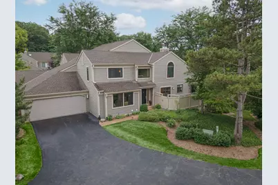 285 N Bay Court, Lake Barrington, IL 60010 - Photo 1