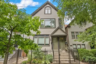 3316 N Leavitt St, Chicago, IL 60618 - Photo 1