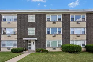 7531 S Roberts Rd, Bridgeview, IL 60455 - Photo 1
