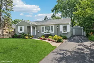 1539 Greenleaf Ave, Lake Forest, IL 60045 - Photo 1