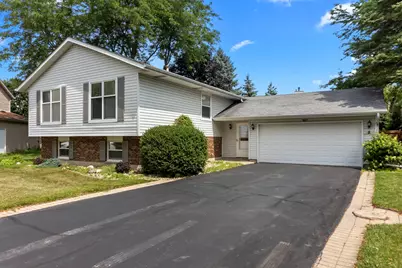 597 Kimer Court, Crystal Lake, IL 60012 - Photo 1