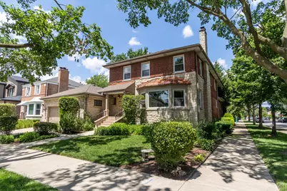2900 W Birchwood Avenue, Chicago, IL 60645 - Photo 1
