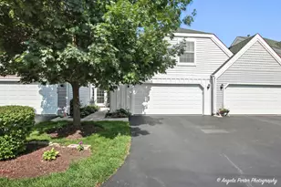 417 Country Ln Ct, Wauconda, IL 60084 - Photo 1