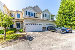 696 S Jade Ln, Round Lake, IL 60073 - Photo 1