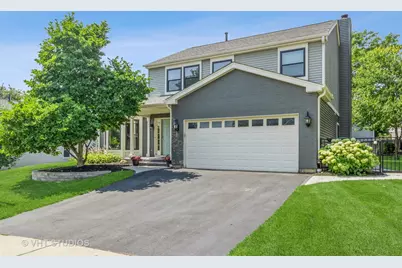 1050 Pembridge Road, Lake Zurich, IL 60047 - Photo 1