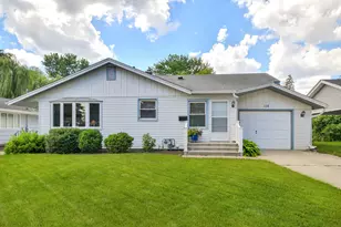 114 Kansas St, Geneva, IL 60134 - Photo 1