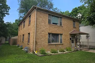 1524 Greenwood Ave, Rockford, IL 61107 - Photo 1