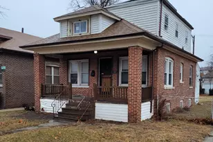 7655 S Clyde Ave, Chicago, IL 60649 - Photo 1