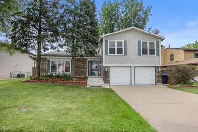 155 Hesterman Drive, Glendale Heights, IL 60139 - Photo 1