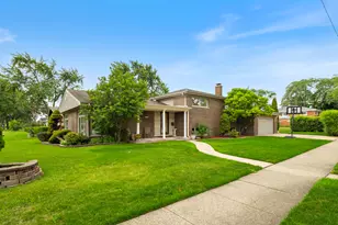 9444 Oliphant Ave, Morton Grove, IL 60053 - Photo 1