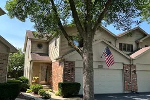 237 Carlisle Ave, Westmont, IL 60559 - Photo 1