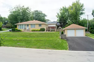 117 Daggett Ave, Lockport, IL 60441 - Photo 1