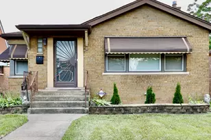 17 W Brayton St, Chicago, IL 60628 - Photo 1