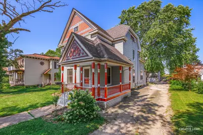 215 S Lincoln Avenue, Aurora, IL 60505 - Photo 1