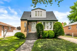 10817 S Kenneth Ave, Oak Lawn, IL 60453 - Photo 1