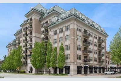 50 N Plum Grove Road #202E, Palatine, IL 60067 - Photo 1