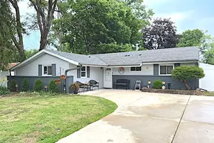 534 White Oak Rd, Bolingbrook, IL 60440 - Photo 1