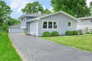 3916 N Adams St, Westmont, IL 60559 - Photo 1