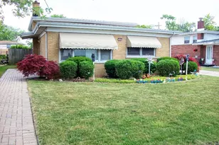 163 Hawthorne Ln, Chicago Heights, IL 60411 - Photo 1