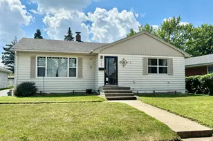 505 Highland St, Belvidere, IL 61008 - Photo 1