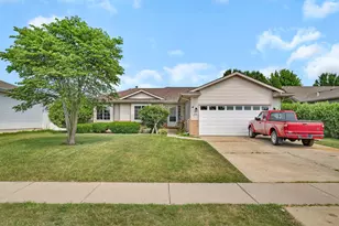 1308 Cumberland Dr, Joliet, IL 60431 - Photo 1