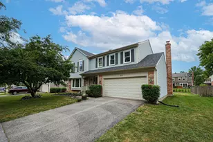 711 W Nichols Rd, Arlington Heights, IL 60004 - Photo 1