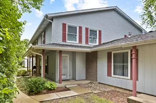 735 Wellington Ave, Elk Grove Village, IL 60007 - Photo 1