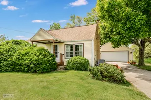 908 E Main St, Newark, IL 60541 - Photo 1