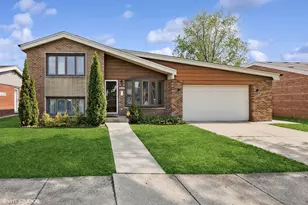 5175 W 88th Pl, Oak Lawn, IL 60453 - Photo 1