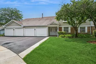600 Hanover Ct, Schaumburg, IL 60194 - Photo 1