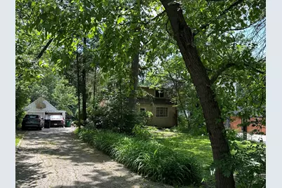 11407 Hiawatha Lane, Indian Head Park, IL 60525 - Photo 1