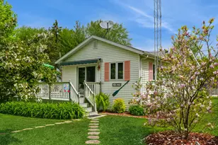 26477 Springwell St, Antioch, IL 60002 - Photo 1