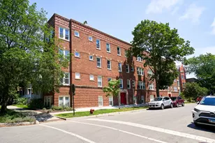 1654 W Berwyn Ave, Chicago, IL 60640 - Photo 1