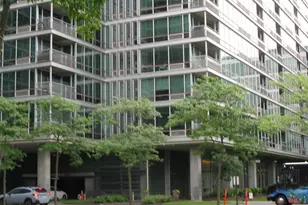 9655 Woods Dr, Skokie, IL 60077 - Photo 1