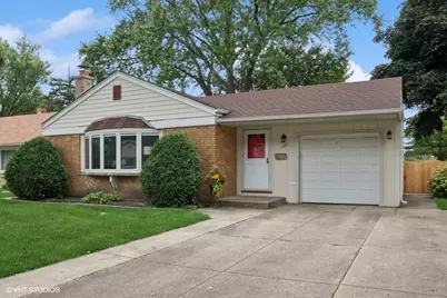 1052 Alfini Drive, Des Plaines, IL 60016 - Photo 1
