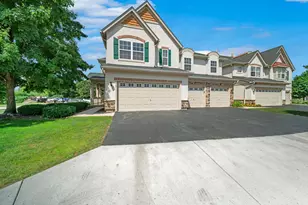415 Bay Tree Cir, Vernon Hills, IL 60061 - Photo 1