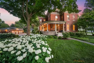 740 W State St, Sycamore, IL 60178 - Photo 1