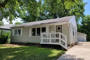 2928 Ridgeway Ave, Rockford, IL 61101 - Photo 1