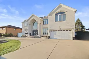 8040 W Balmoral Ave, Norwood Park Township, IL 60631 - Photo 1