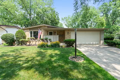 817 W Strieff Lane, Glenwood, IL 60425 - Photo 1