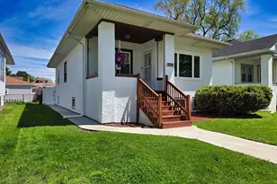 3715 Clinton Ave, Berwyn, IL 60402 - Photo 1