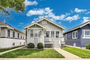 5536 W Warwick Ave, Chicago, IL 60641 - Photo 1